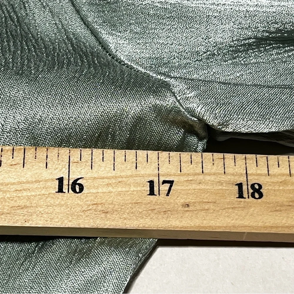 Zara Medium Light Green‎ Satin blouse - Picture 9 of 10